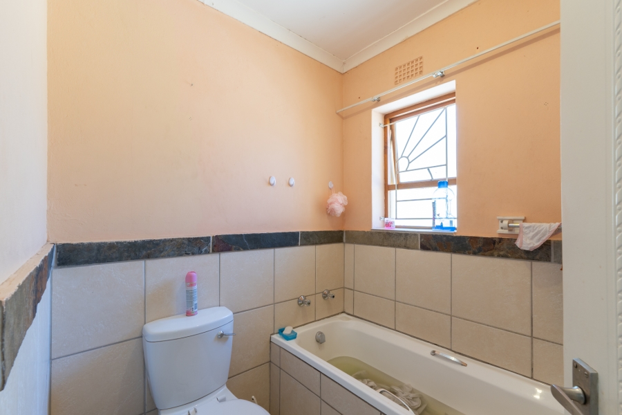 3 Bedroom Property for Sale in Oudtshoorn Central Western Cape